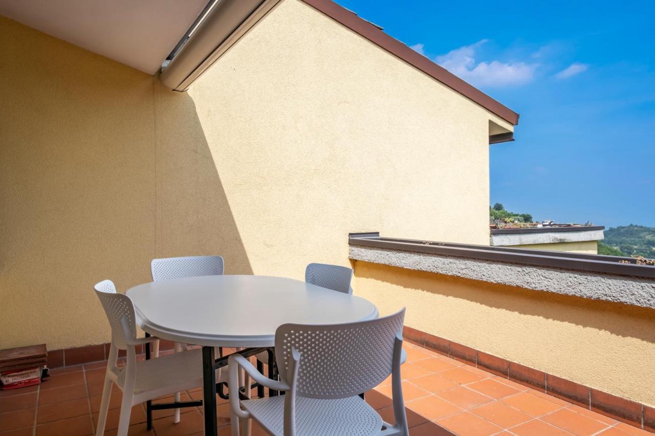L&M Apartments - Pool - By Host4U Muscoline Esterno foto