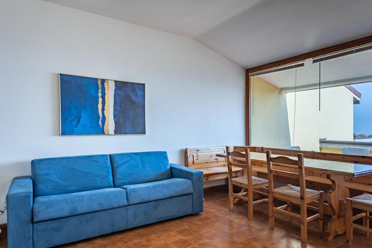 L&M Apartments - Pool - By Host4U Muscoline Esterno foto